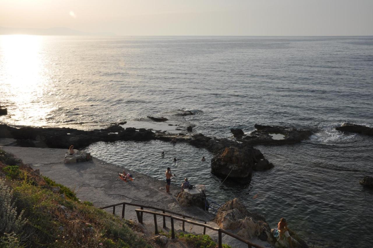 Mirma Halepa Superior Studio Chrissi Akti Chania Exterior foto