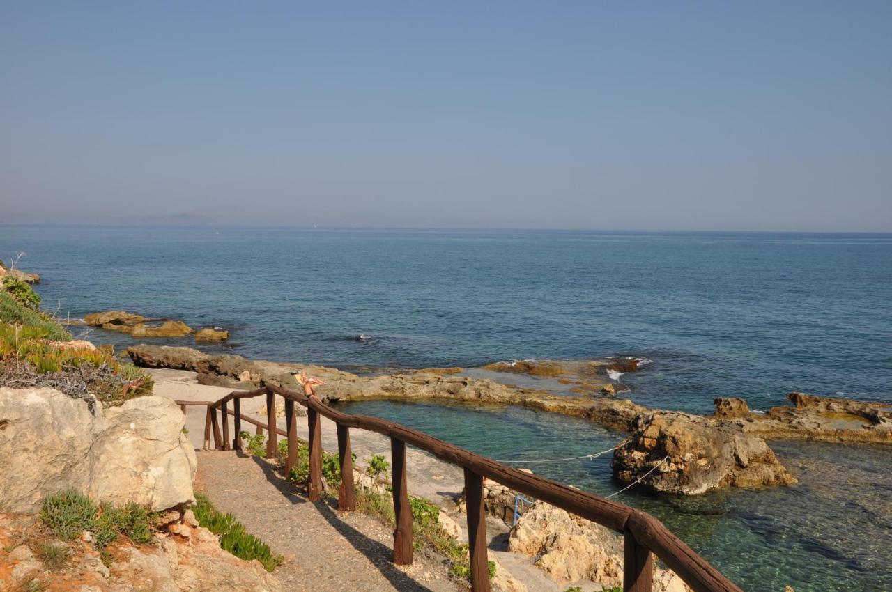 Mirma Halepa Superior Studio Chrissi Akti Chania Exterior foto